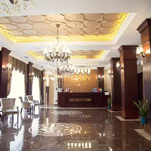 3* Otel Capitol